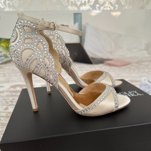 Badgley Mischka Roxy sandals (satin leather) - Picture 1 of 1